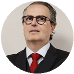 Enxergar a realidade e se adaptar