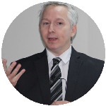 Reparação de danos imateriais e família: A pessoa humana para além (e com) a normatividade dos textos