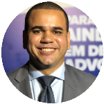Concurso público, direito dos aprovados e a existência de contratos temporários