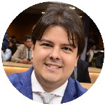Como são elaboradas as provas de concursos públicos? 