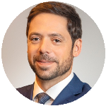 Proibição do uso de adereços religiosos no ambiente de trabalho: Discriminação ou direito da empresa?