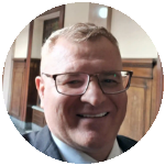 Como identificar imediatamente o golpe da falsa corretora ou do falso investimento