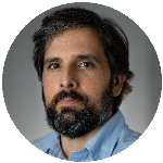 Do bit ao brick: A reconfiguração jurídica dos shopping centers a partir do Live Commerce