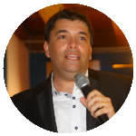 Vinicius M Carneiro