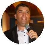 Vinicius M Carneiro
