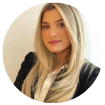 Caroline Emmerich Gomes Leal de Moura