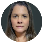 Flávia Gomes