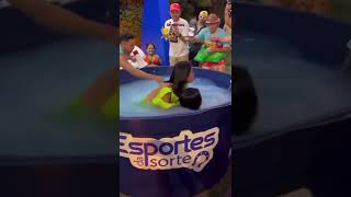 Tirulipa pode ter cometido crime na Farofa da Gkay após tirar biquínis de mulheres