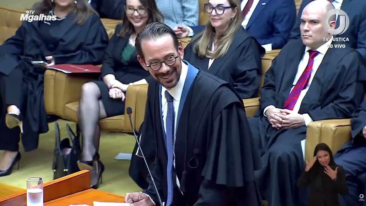 "Pode pedir adicional", diz Dino após sustentação de advogado gripado