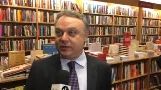 Advogado Francisco Petros lança a obra "De Lula a Temer: O Capitalismo Inacabado" Advogado Francisco Petros lança a obra "De Lula a Temer: O Capitalismo Inacabado"