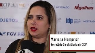 Mariana Hemprich - Experiência Internacional