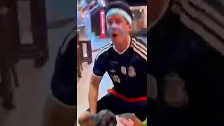 Argentino faz gestos racistas durante semifinal da Copa em restaurante na Bahia; Juiz decreta prisão
