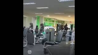 Promotor de Justiça aponta arma para homem em academia de ginástica de Recife/PE