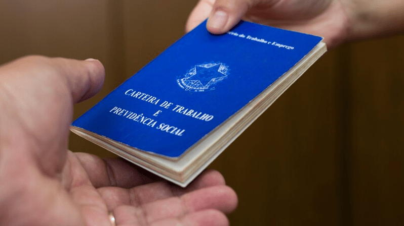 TRT-5 valida justa causa de doméstica que negou entregar CPTS para registro