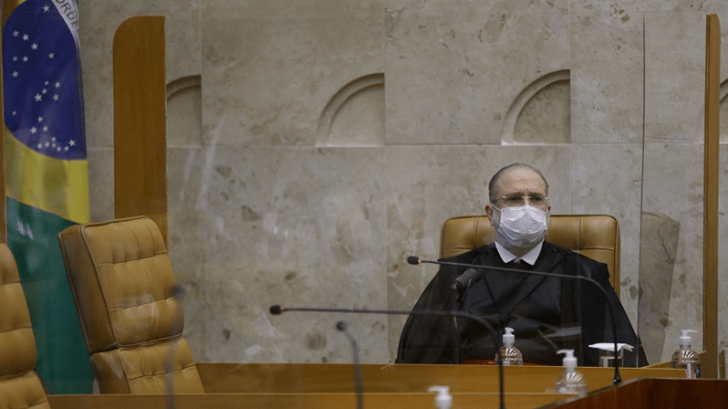 PGR apura falsidade ideológica de Pazuello em plano de vacinação