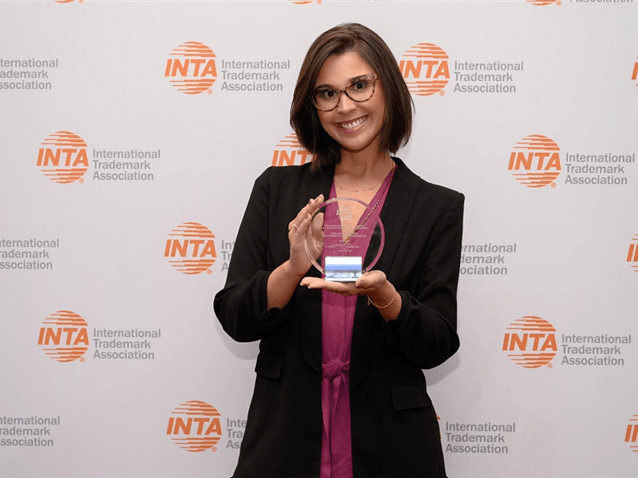 Isabella Estabile vence o prêmio "INTA Tomorrow's Leader Award"