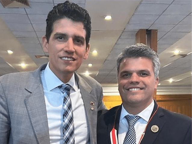 Cerimônia de entrega da Medalha do Mérito Mauá por serviços relevantes prestados ao setor de transporte. (Imagem: Arquivo Pessoal Ricardo Fenelon Jr.)