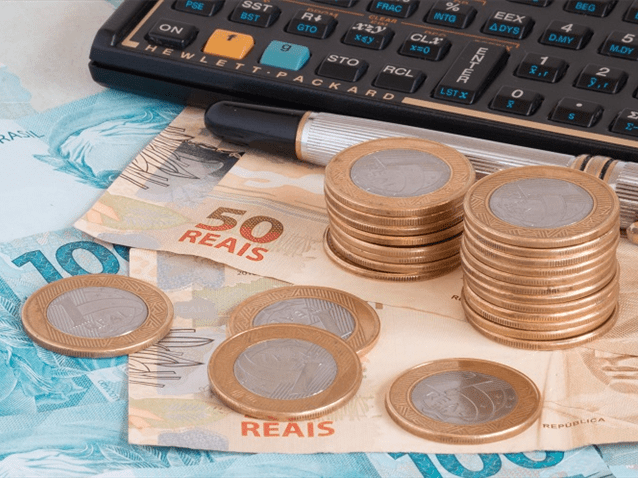 Massa falida não citada em 5 anos tem prescrição de crédito tributário