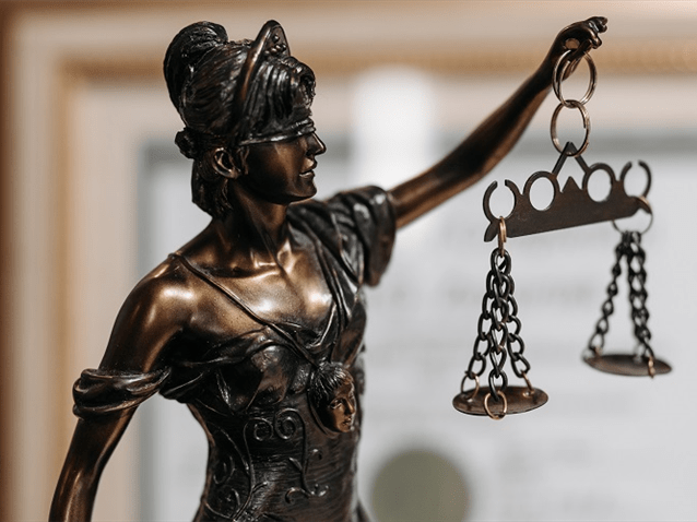 Juíza anula infrações por suposta fraude na contratação de empregados