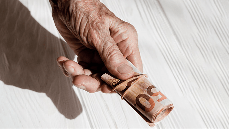 STJ: Valor pago por avô não computa em dívida de alimentos do pai