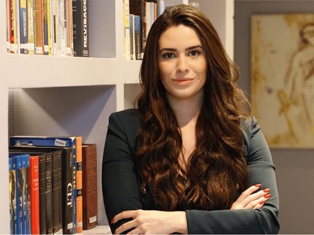 Ana Lívia atualmente cursa MBA na Esalq, USP, para obtenção do título de especialista em Gestão Tributária. (Imagem: Divulgação Battaglia & Pedrosa Advogados)