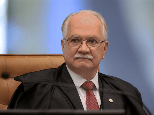 (img)