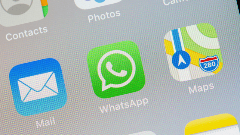 Incitar greve em grupo fechado do WhatsApp não configura justa causa