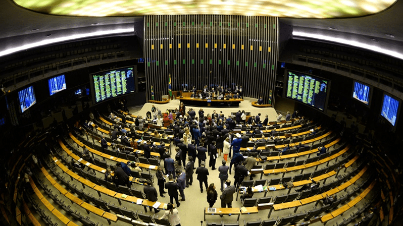 Relator diz que reforma tributária deve ser votada na próxima semana 