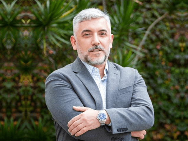 Gustavo Justino de Oliveira (Imagem: Reprodução LinkedIn)