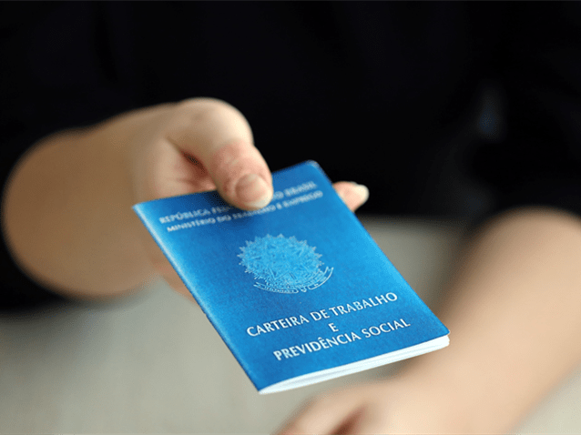 Servidora poderá manter carga horária atual de trabalho até fim de ação