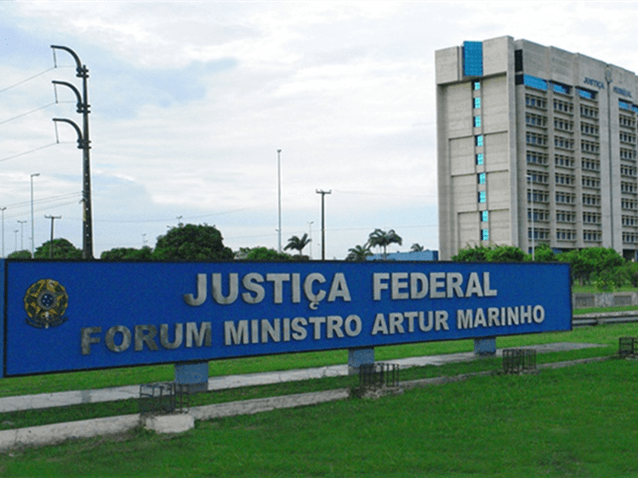 Juiz Eleitoral anula ação contra políticos de PE que corria em vara Federal Juiz Eleitoral anula ação contra políticos de PE que corria em vara Federal