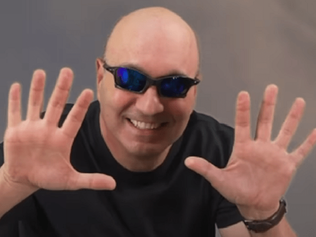 (img)