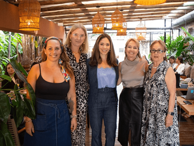 Dotti Advogados reúne mulheres da equipe em confraternização Dotti Advogados reúne mulheres da equipe em confraternização