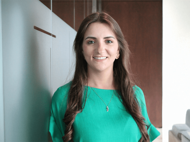 Escritório /asbz promove Gisele de Assis a sócia da área Cível