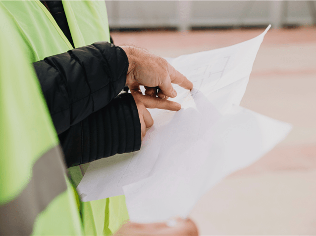 Juiz absolve acusados por suposto acordo irregular de obra embargada Juiz absolve acusados por suposto acordo irregular de obra embargada