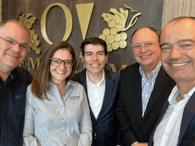 Sócio do TNP Advogados visita fábrica da Alstom, em Taubaté/SP Sócio do TNP Advogados visita fábrica da Alstom, em Taubaté/SP