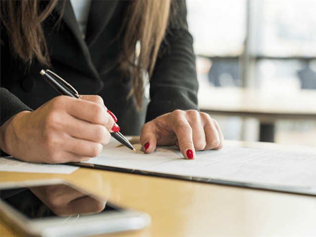 Especialistas alertam que reforma tributária pede revisão de contratos