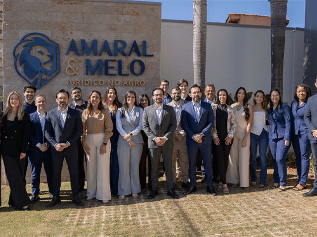 Amaral e Melo Advogados celebra 20 anos com nova identidade visual