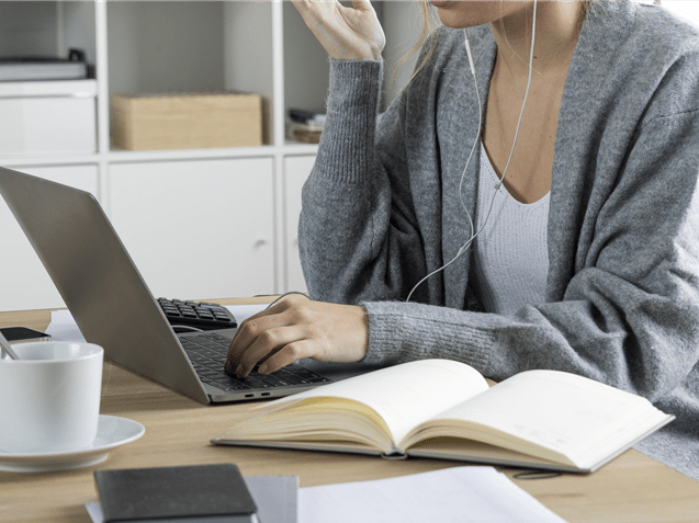 TRF-1 autoriza servidora do TCU a manter teletrabalho no exterior