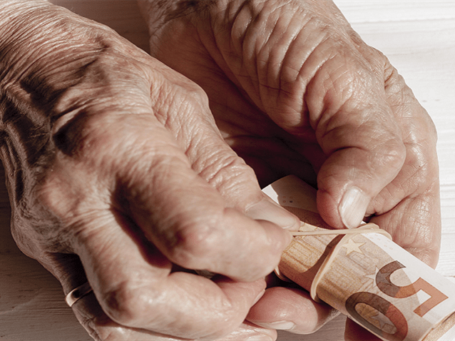 Governo inicia pagamentos de aposentados e pensionistas lesados por fraude Governo inicia pagamentos de aposentados e pensionistas lesados por fraude