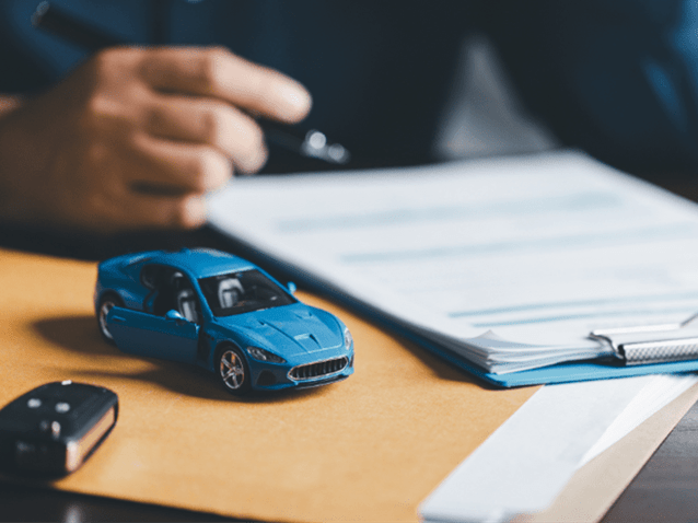 Homem perde cobertura de seguro por reter carro recuperado após roubo Homem perde cobertura de seguro por reter carro recuperado após roubo