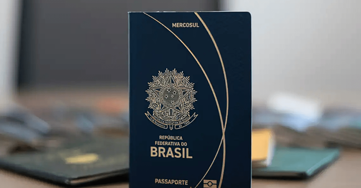 Retido TST libera passaporte de ex-piloto de F1 retido por dívida trabalhista ...