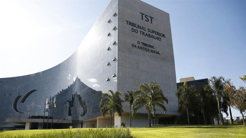 TST: Mecânico que atuava na África tem três anos para ajuizar ação  