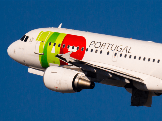 TAP não indenizará passageira por atraso em voo após apagão na Europa TAP não indenizará passageira por atraso em voo após apagão na Europa