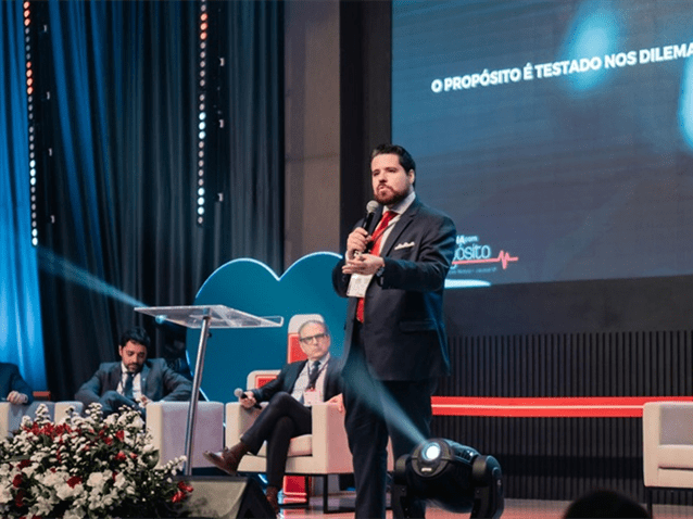 Paulo André M. Pedrosa participa do XI Congresso Internacional da AMA