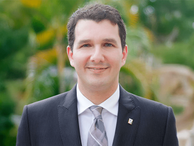 Advogado brasileiro é aprovado no "Bar Exam" de Nova Iorque