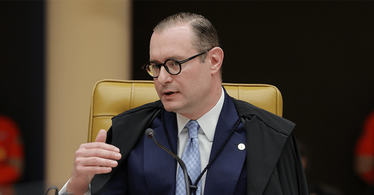 Zanin reconhece violações contra população negra, mas afasta