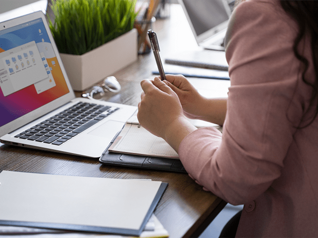 Lívia Helayel integra corpo de instrutores de programa da INTA Lívia Helayel integra corpo de instrutores de programa da INTA