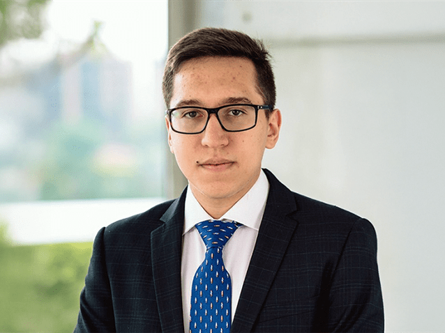 Thiago Cobucci é premiado na 1ª edição de concurso da ALAM Thiago Cobucci é premiado na 1ª edição de concurso da ALAM