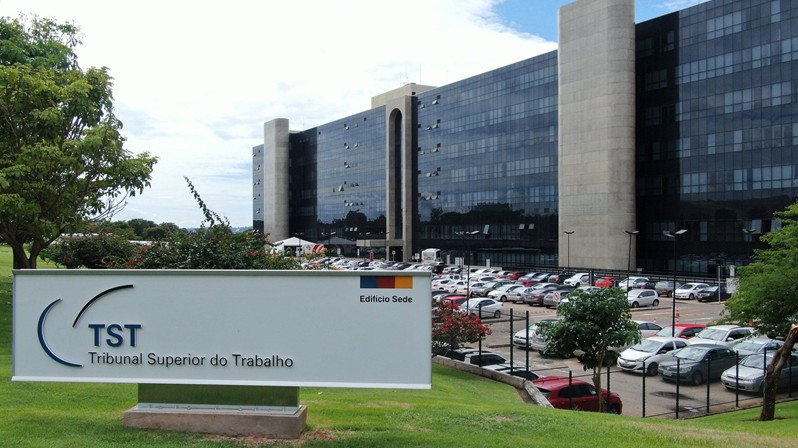 TST afasta responsabilidade subsidiária de empresa por falta de prova